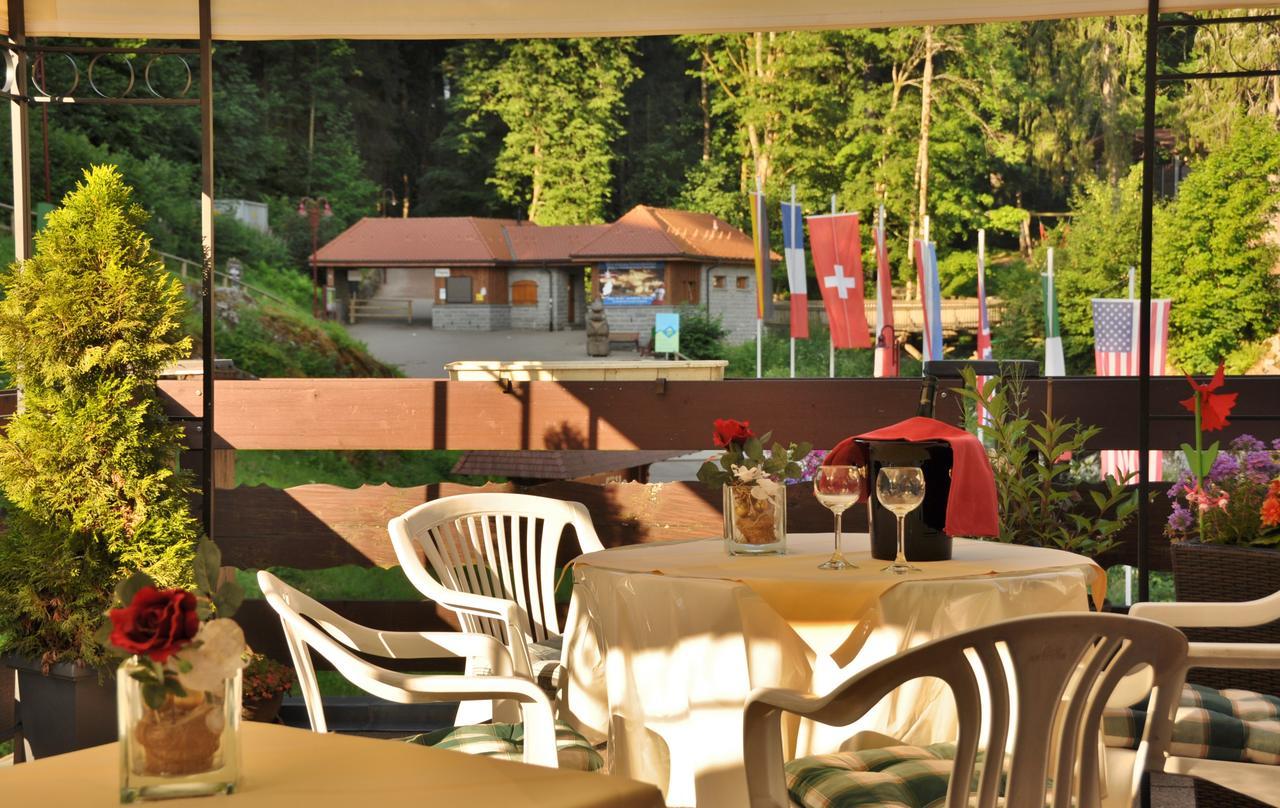 Hotel Pfaff Triberg im Schwarzwald ภายนอก รูปภาพ